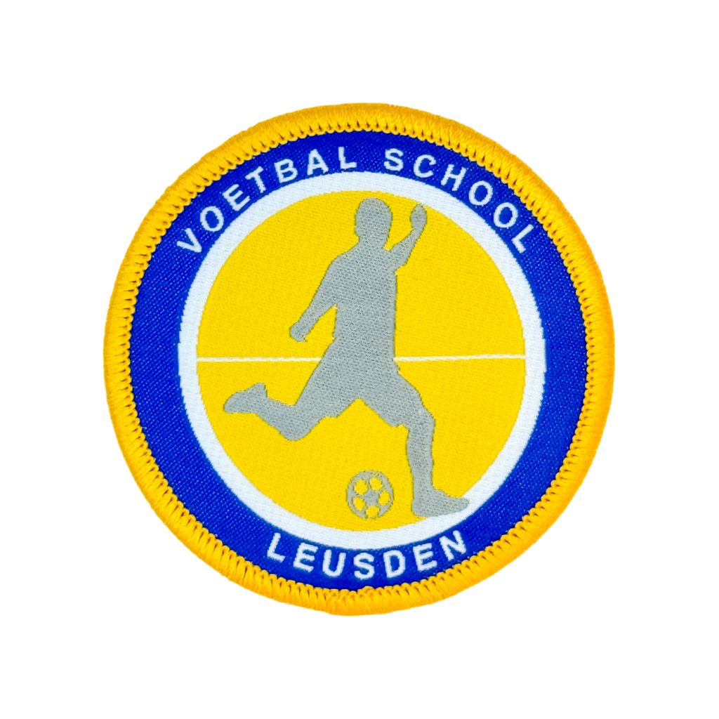 Geweven badge met een sportief ontwerp.