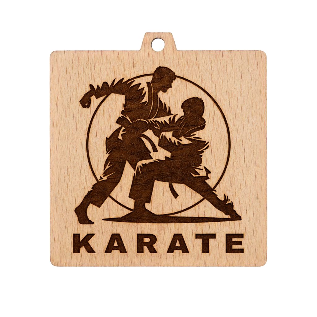 Houten medailles met ontwerp voor karate sport wedstrijd.